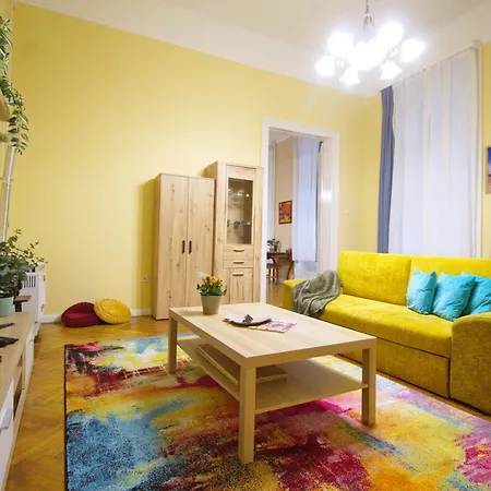 Bathory By The Parliament アパート *