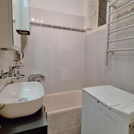 Bathory By The Parliament アパート *